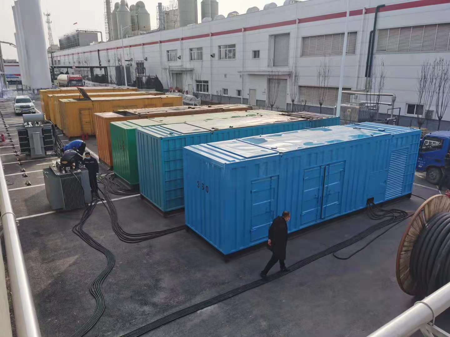 西充发电机出租-两相发电机与三相发电机有何区别?